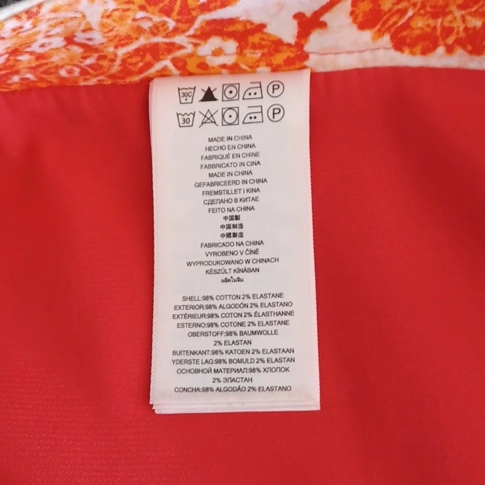 Michael Kors Clementine Mini Skirt, lined, size 10, fits true to size, 17